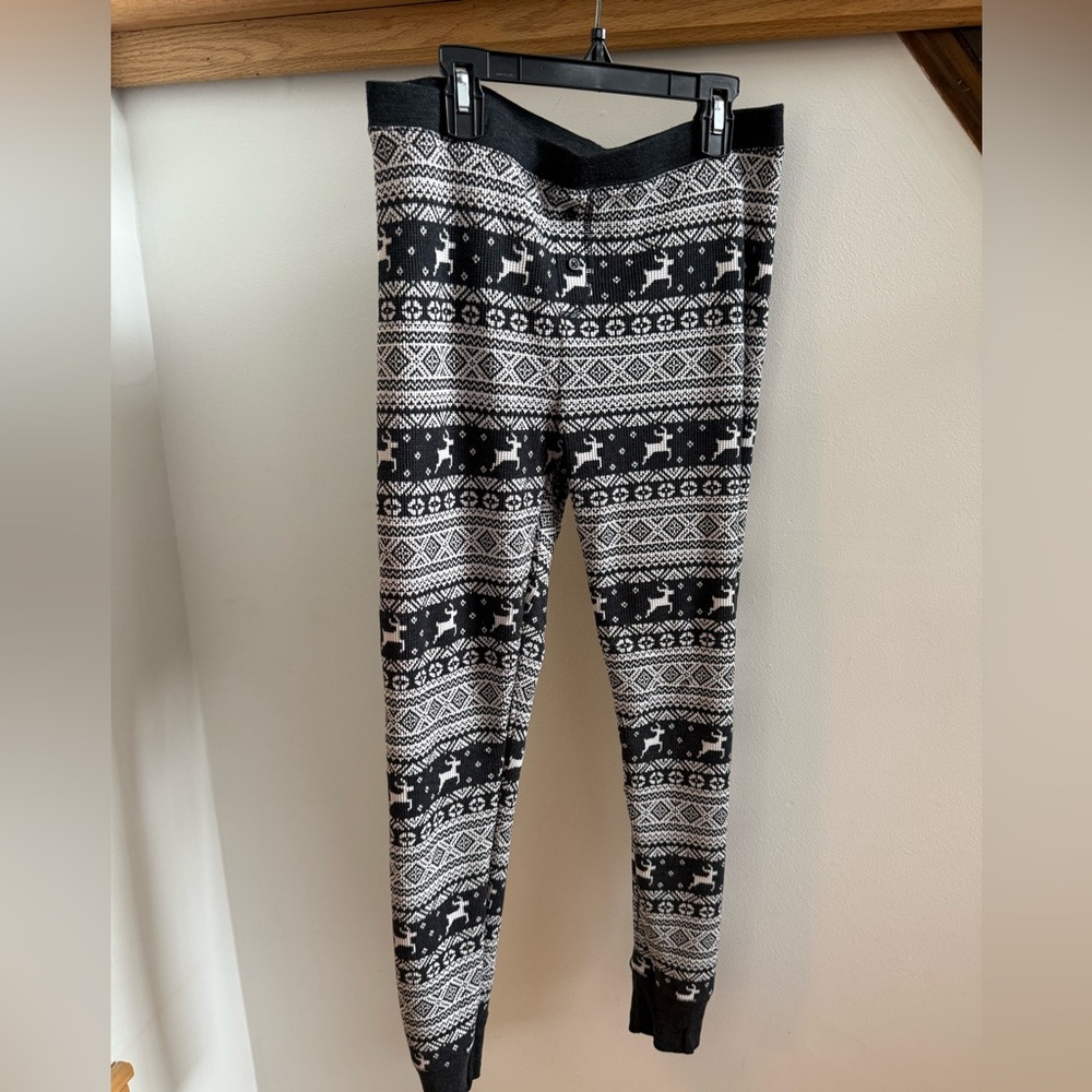 Old Navy Charcoal and White Reindeer Holiday Thermal Patterned Pajama Pants
